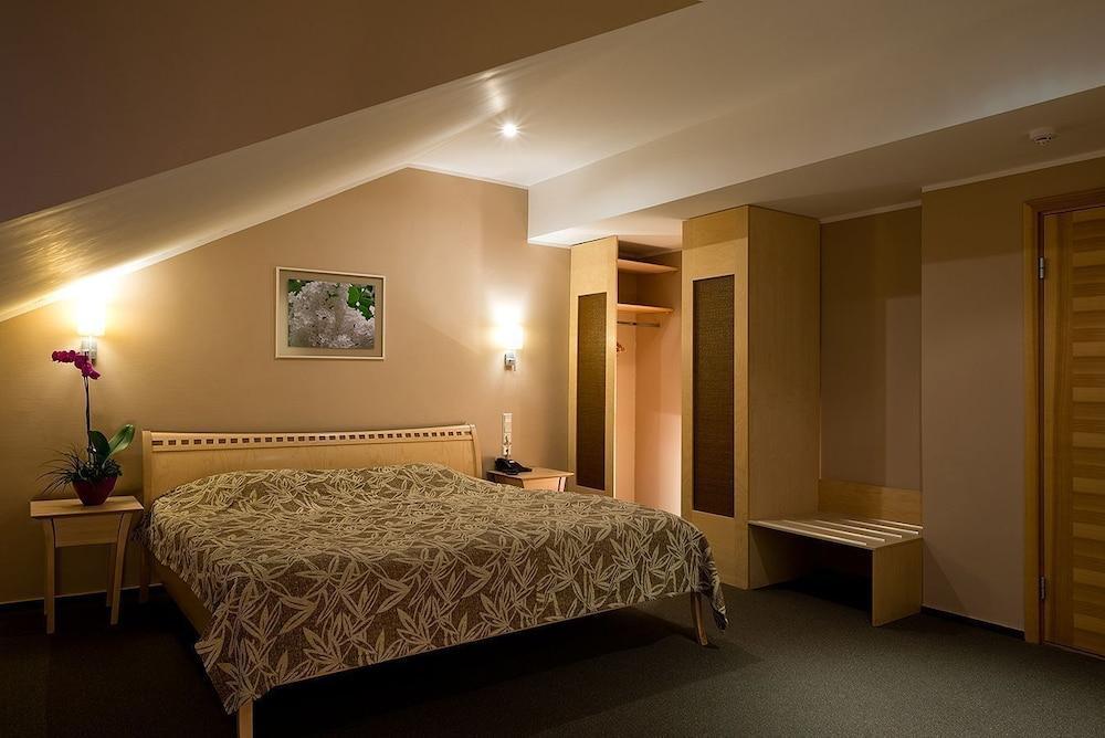 Spa Hotel Ezeri Sigulda Bagian luar foto